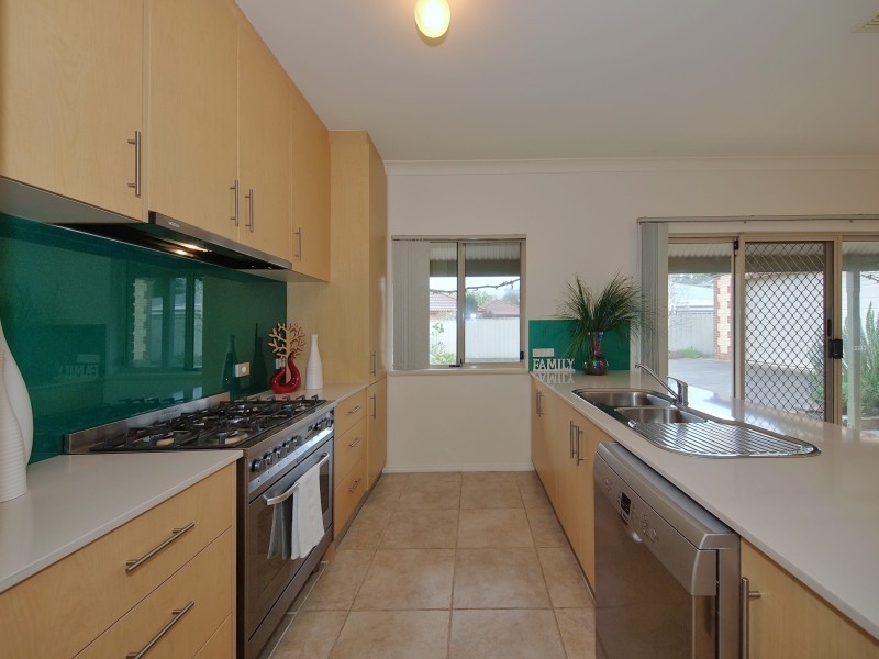 15 Oak Drive, Oakbank SA 5243