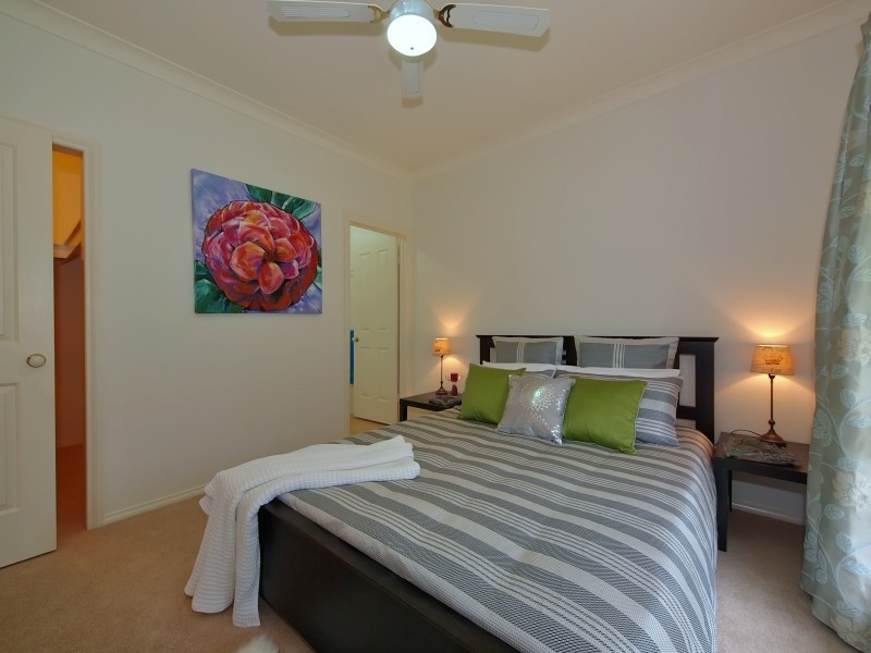 15 Oak Drive, Oakbank SA 5243