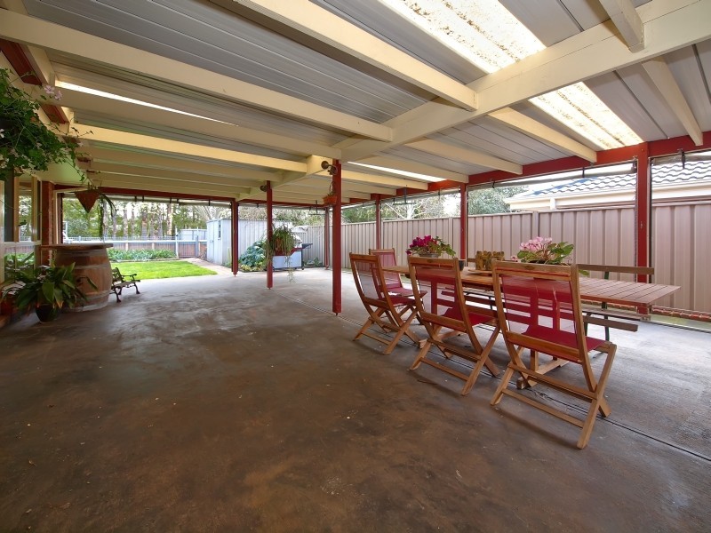 8 Elm Drive, Oakbank SA 5243