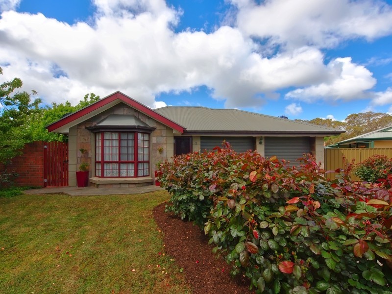 2 Maple Court, Oakbank SA 5243