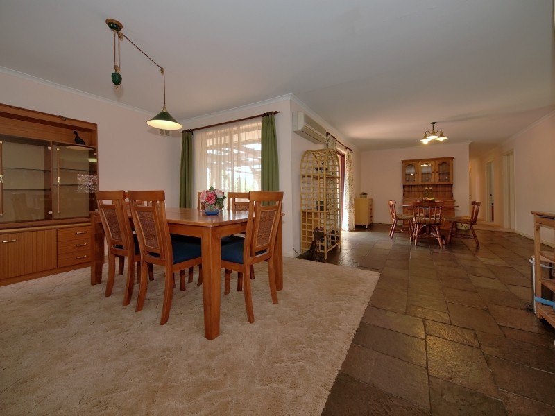 2 Maple Court, Oakbank SA 5243