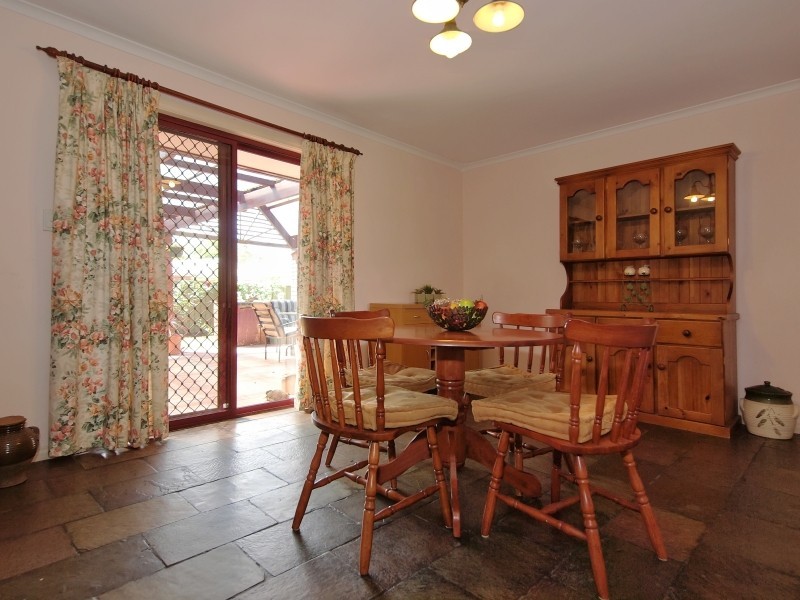 2 Maple Court, Oakbank SA 5243