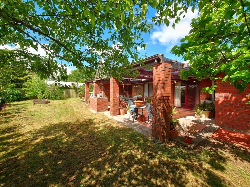 2 Maple Court, Oakbank SA 5243