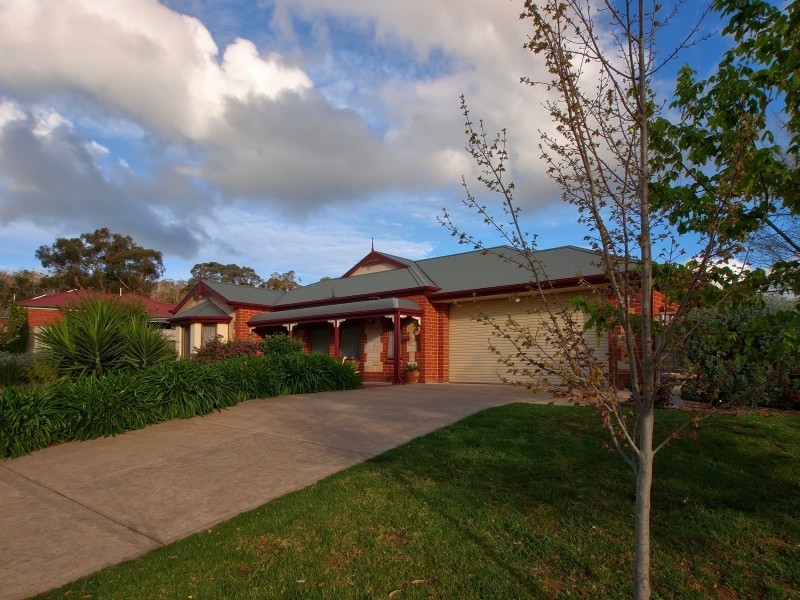 56 Jacaranda Drive, Woodside SA 5244