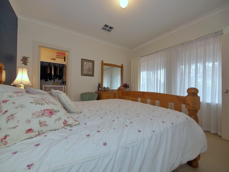 56 Jacaranda Drive, Woodside SA 5244