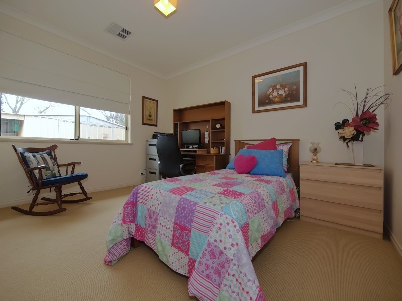 56 Jacaranda Drive, Woodside SA 5244