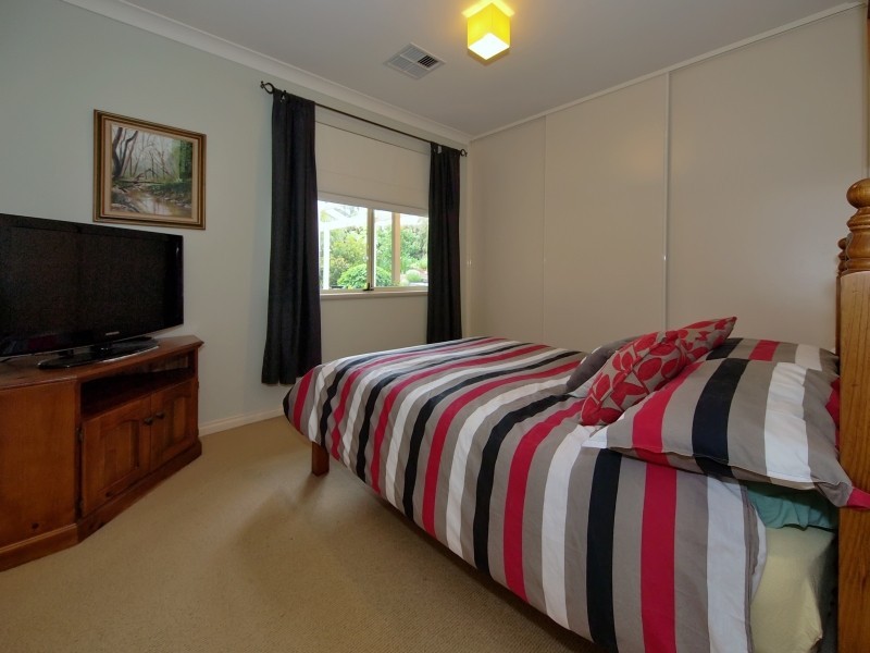 56 Jacaranda Drive, Woodside SA 5244