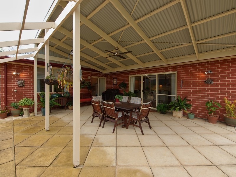 56 Jacaranda Drive, Woodside SA 5244