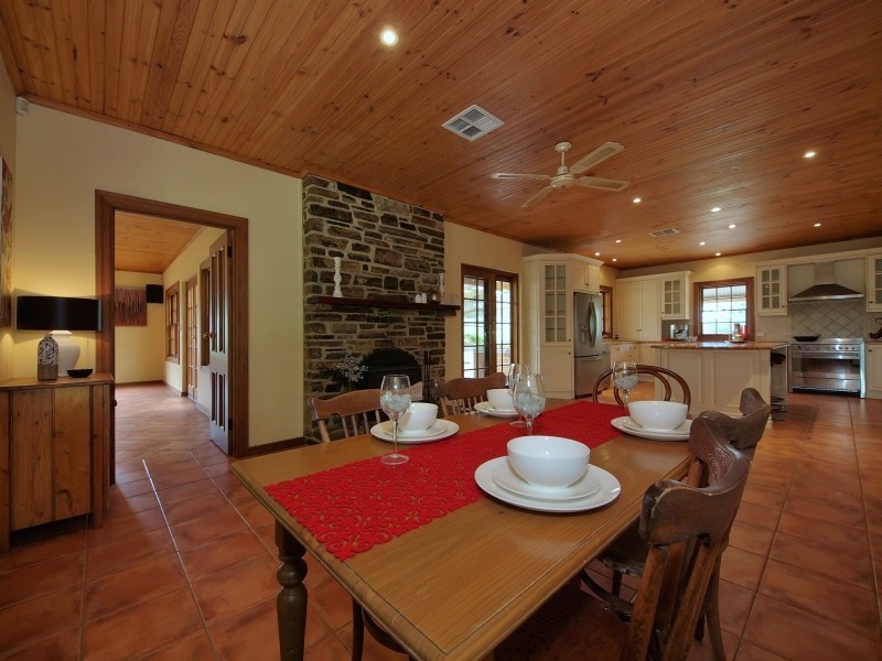 90 Clisby Road, Oakbank SA 5243