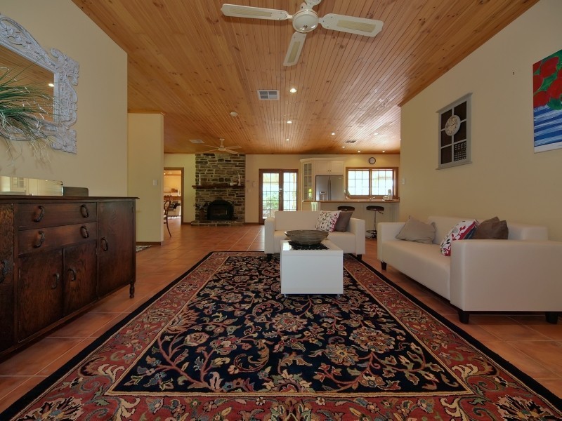 90 Clisby Road, Oakbank SA 5243