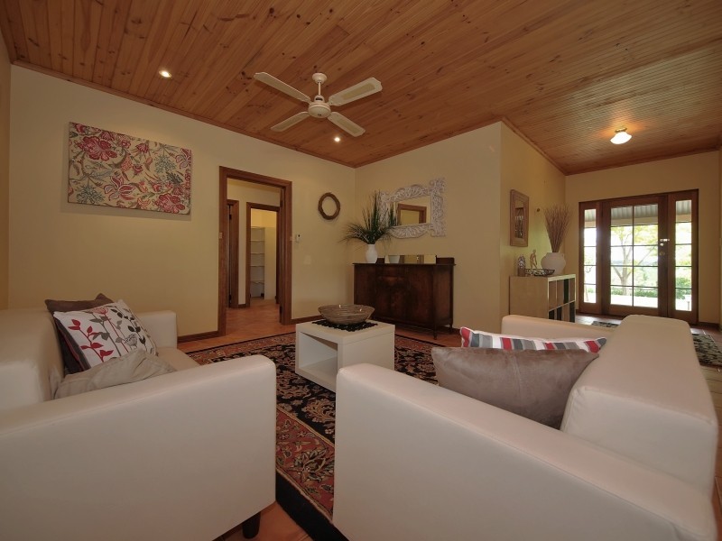 90 Clisby Road, Oakbank SA 5243