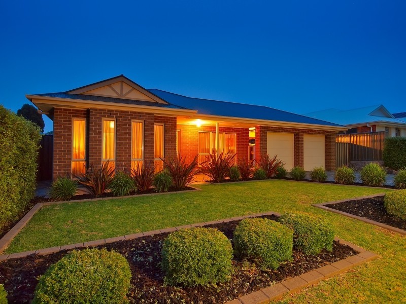 38 Greenfield Street, Mount Barker SA 5251