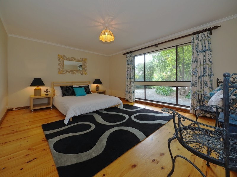 124 Onkaparinga Valley Road, Woodside SA 5244