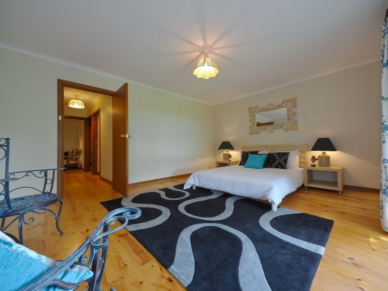 124 Onkaparinga Valley Road, Woodside SA 5244