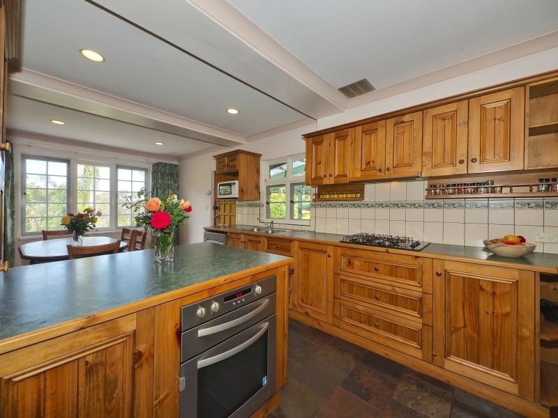 211 Strathalbyn Road, Bridgewater SA 5155