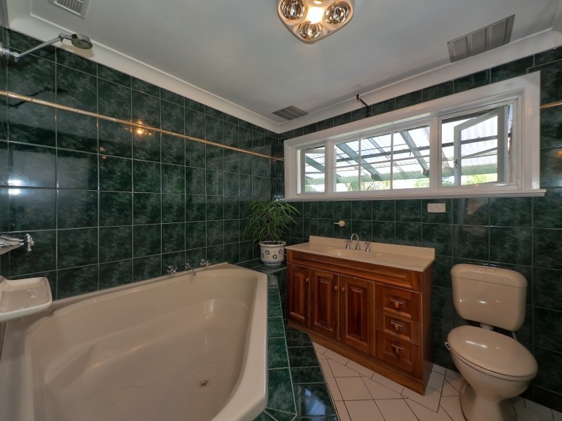 211 Strathalbyn Road, Bridgewater SA 5155