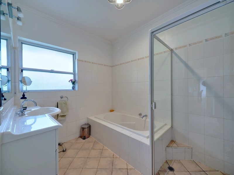 1736 Lobethal Road, Lenswood SA 5240