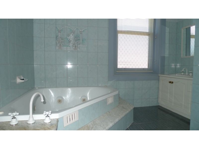 144 Onkaparinga Valley Road, Woodside SA 5244