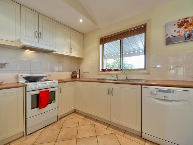 11 Sandalwood Drive, Woodside SA 5244