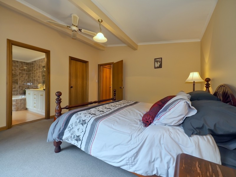 47 Hender Road, Heathfield SA 5153