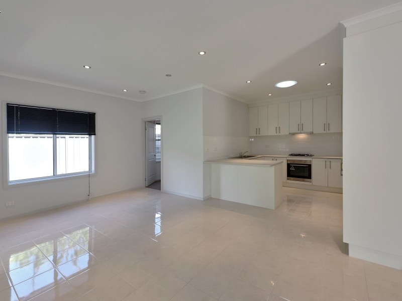 1 & 2/2 Margaret Street, Woodside SA 5244