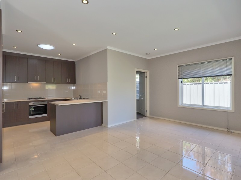 1 & 2/2 Margaret Street, Woodside SA 5244