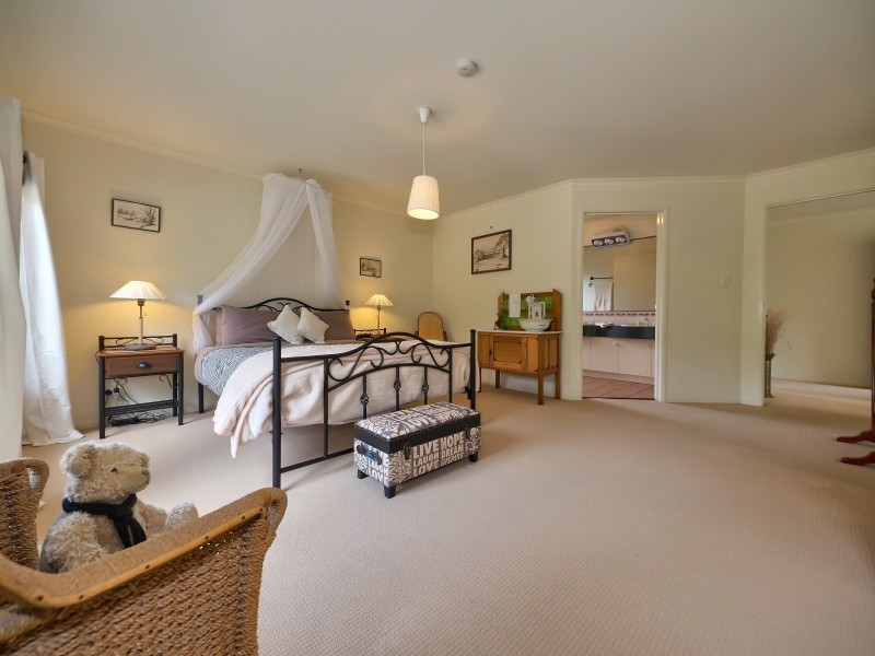 18 Lutterworth Street, Macclesfield SA 5153