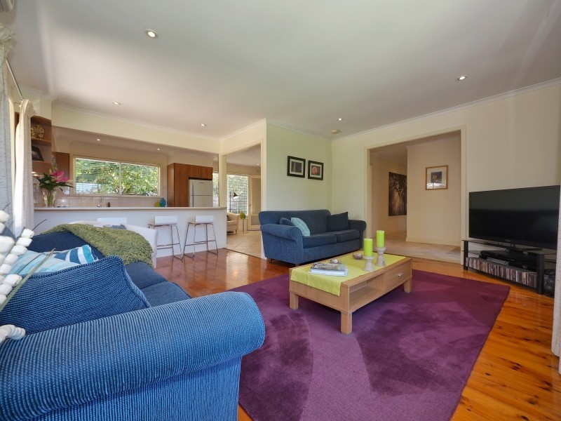 8 Sandercock Road, Crafers SA 5152