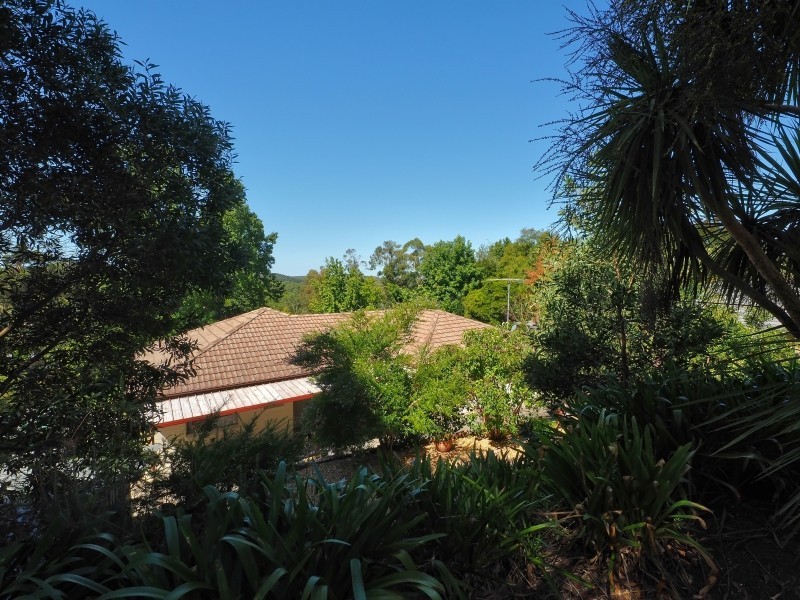 8 Sandercock Road, Crafers SA 5152