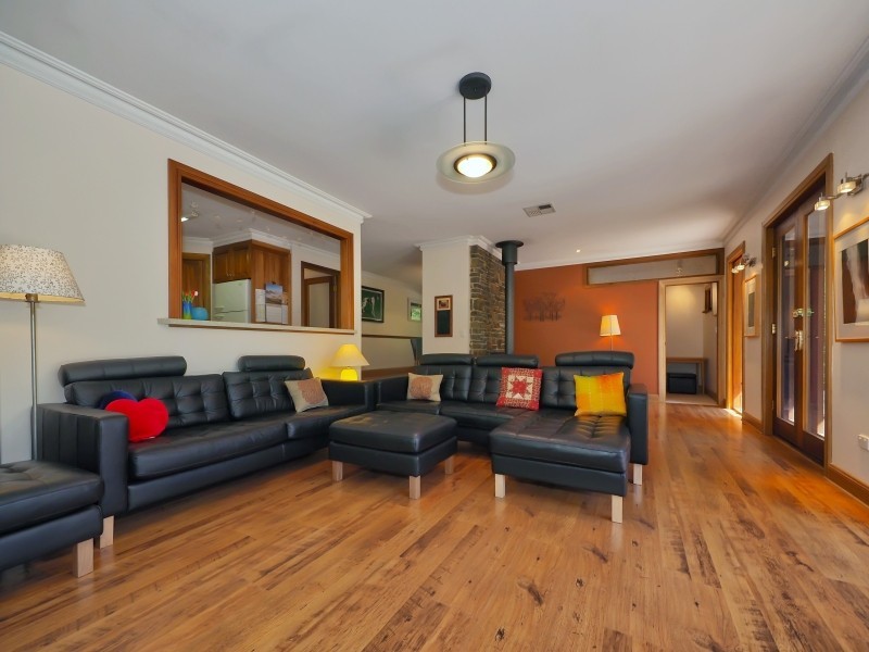 30 Honeysuckle Grove, Bridgewater SA 5155