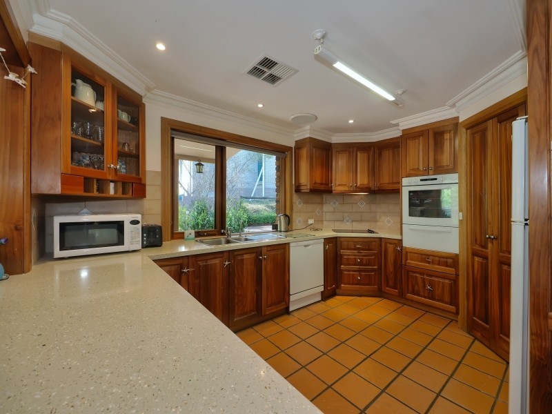 30 Honeysuckle Grove, Bridgewater SA 5155