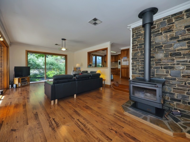 30 Honeysuckle Grove, Bridgewater SA 5155