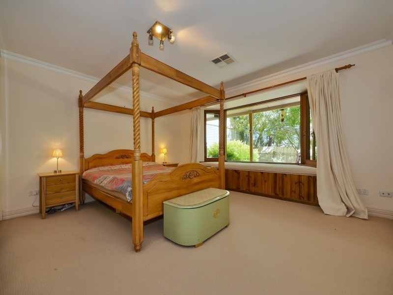 30 Honeysuckle Grove, Bridgewater SA 5155