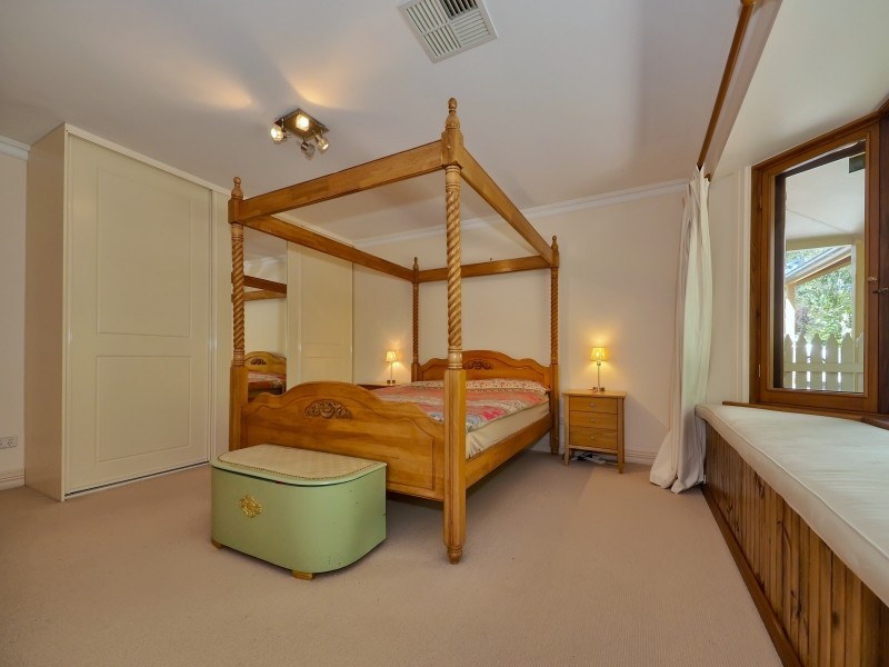 30 Honeysuckle Grove, Bridgewater SA 5155