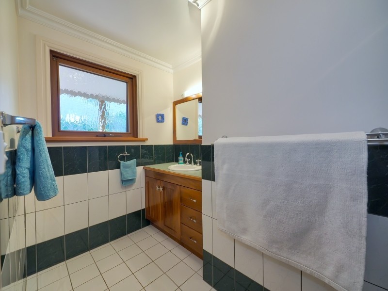 30 Honeysuckle Grove, Bridgewater SA 5155