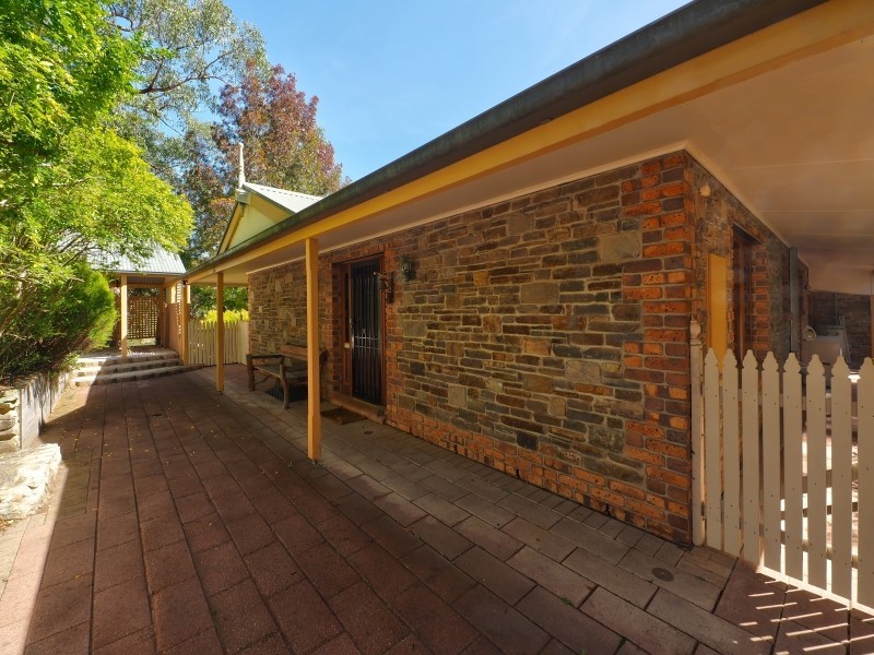 30 Honeysuckle Grove, Bridgewater SA 5155