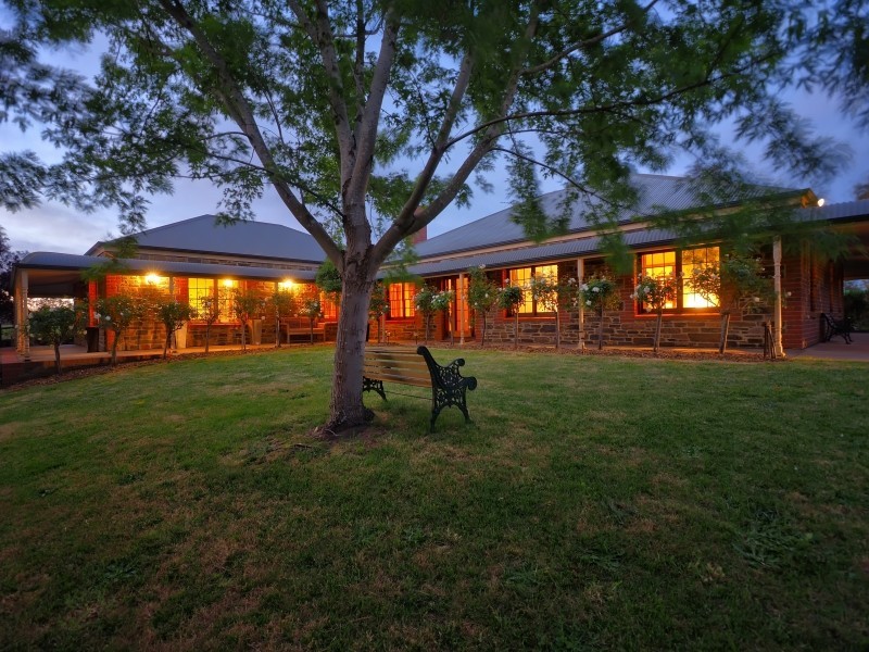 90 Clisby Road, Oakbank SA 5243