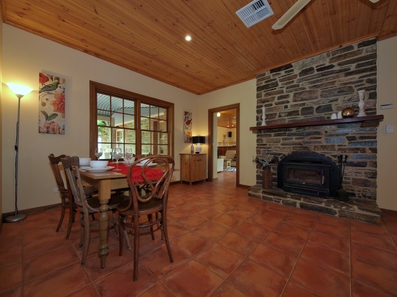 90 Clisby Road, Oakbank SA 5243