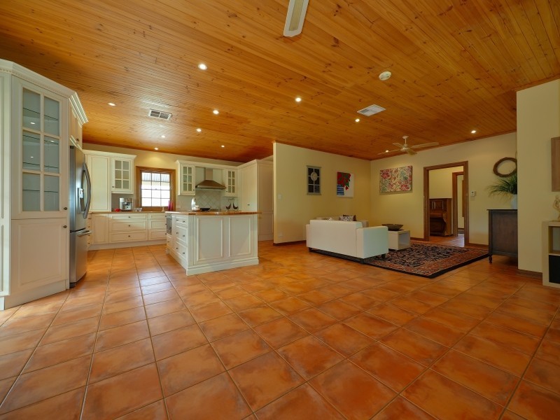 90 Clisby Road, Oakbank SA 5243