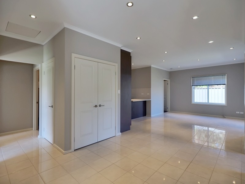 2/2 Margaret Street, Woodside SA 5244