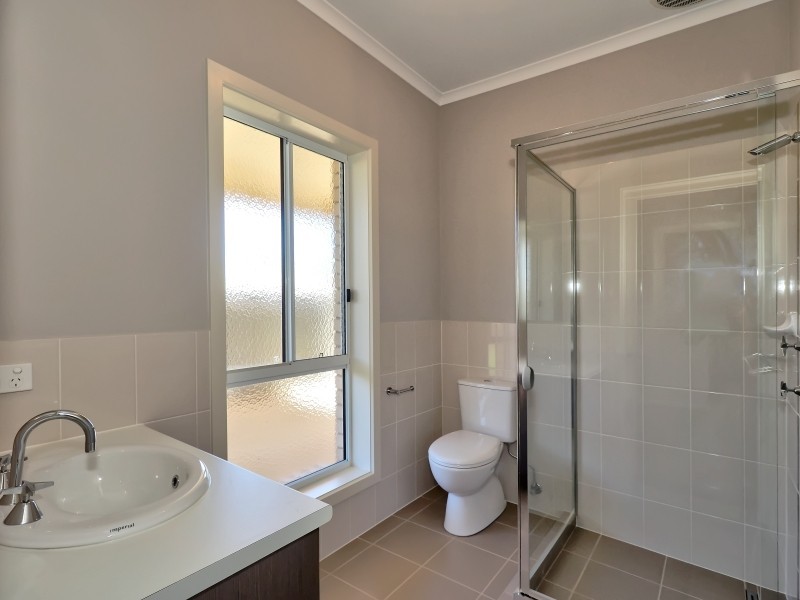 2/2 Margaret Street, Woodside SA 5244