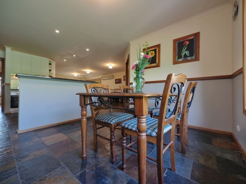 3 Mount View Road, Charleston SA 5244