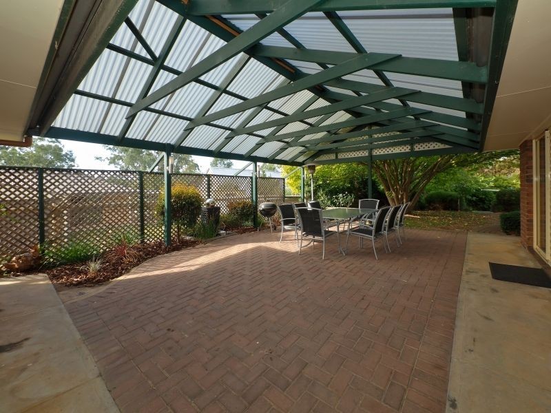 3 Mount View Road, Charleston SA 5244