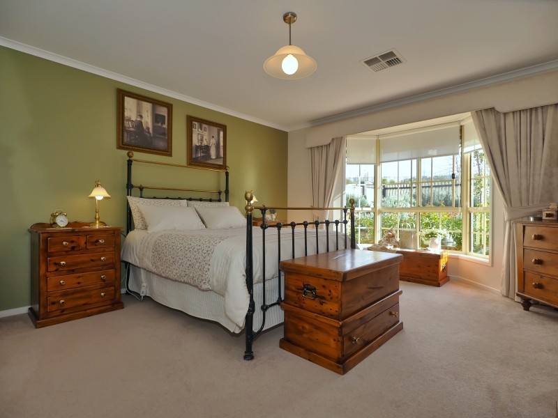 4 Stonybrook Grove, Mount Barker SA 5251