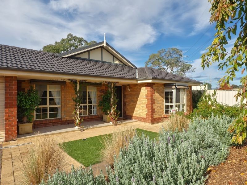 4 Stonybrook Grove, Mount Barker SA 5251