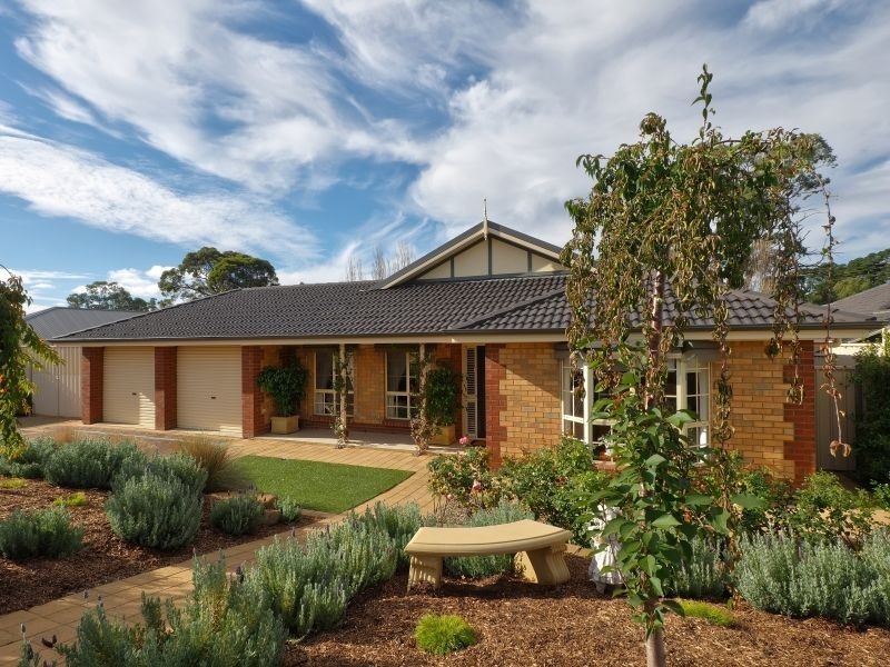 4 Stonybrook Grove, Mount Barker SA 5251