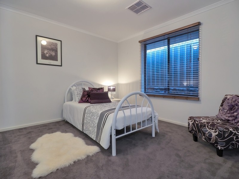 17 Hurling Drive, Mount Barker SA 5251