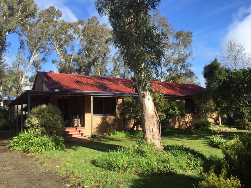 16 Bernhardt Crescent, Hahndorf SA 5245
