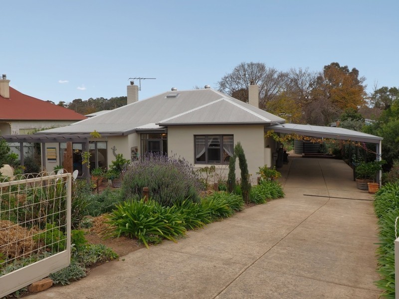 18 Elizabeth Street, Woodside SA 5244