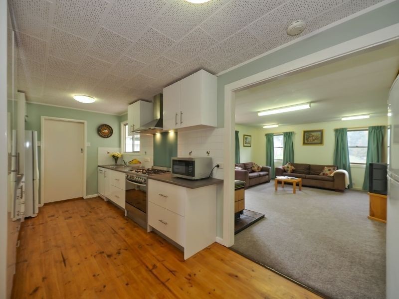 14 Gallas Road, Woodside SA 5244